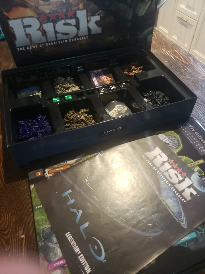 Risk Halo Legendary Edition Board Game Strategic Conquest Hasbro 2012  - Image 3 of 3