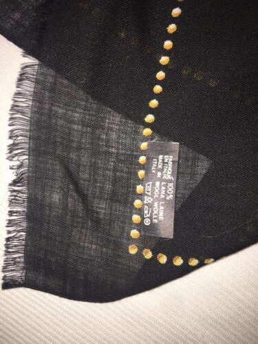 Moschino Vintage Años 90 Dorado Brillo Grifo Lana Bufanda Chal Raro - Grande - Imagen 9 de 11