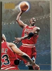 New Listing1996/97 Skybox Premium MICHAEL JORDAN #16 ICONIC CARD DUNKING BULLS🔥GOAT🔥HOF