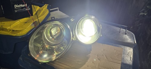 Bentley Continental/Flying Spur OEM Headlights Left And Right - Picture 5 of 15
