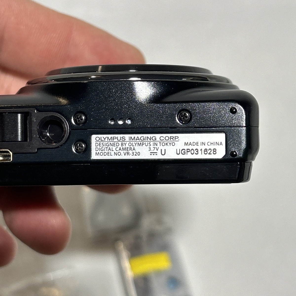 Olympus V Series VR-320 14.0MP Digital Camera - Black