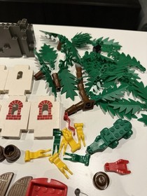 LEGO Pirates Castle Islanders vintage Pieces Lot Rock Island Mini Figs