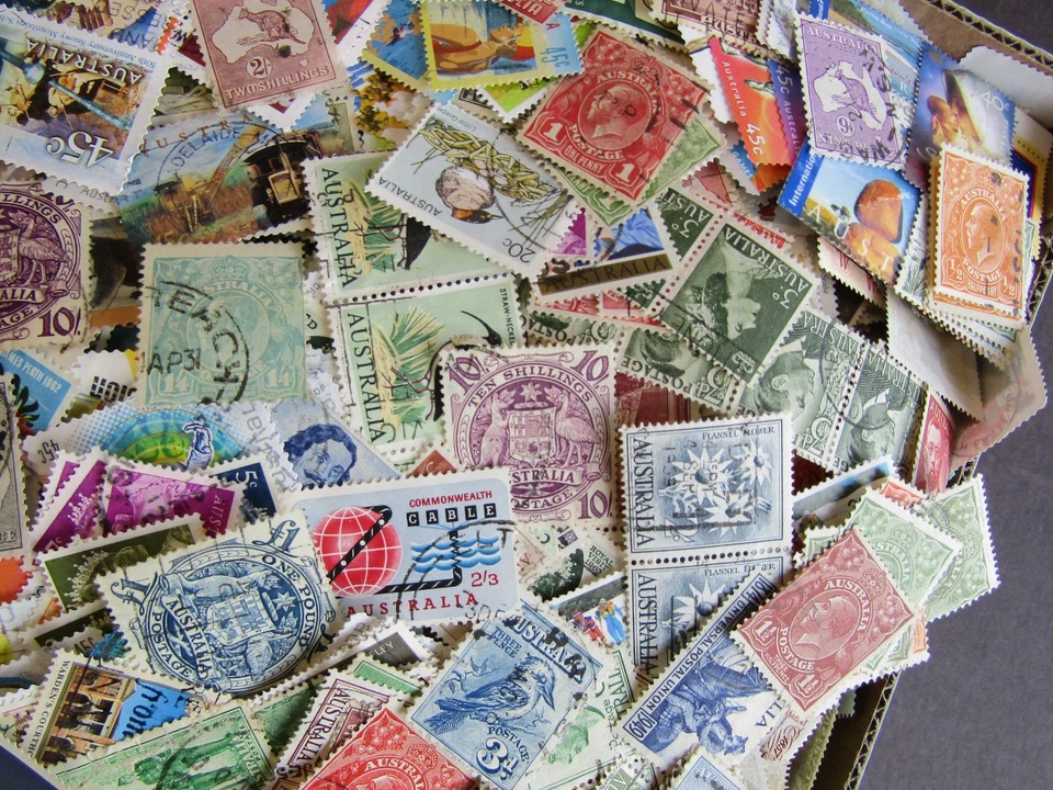 AUSTRALIA - EXTENSIVE ALL PERIODS USED COLLECTION IN OLD  BOX - 6/8,000 - Image 3 of 3