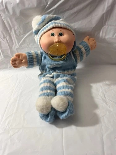 vintage 1980s Cabbage Patch Kids "Bean Bottom" Baby doll.