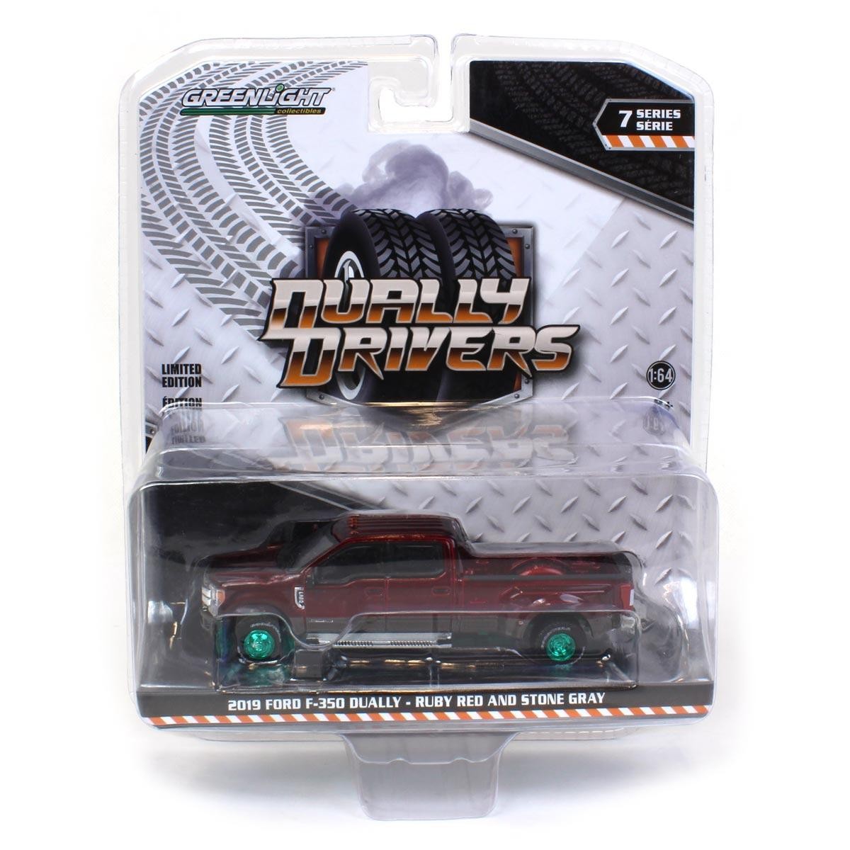 GREEN CHASE 164 2019 F-350 Двухместный Рубиново-красный и серый Двухместные драйверы 7 46070-F 9290₽