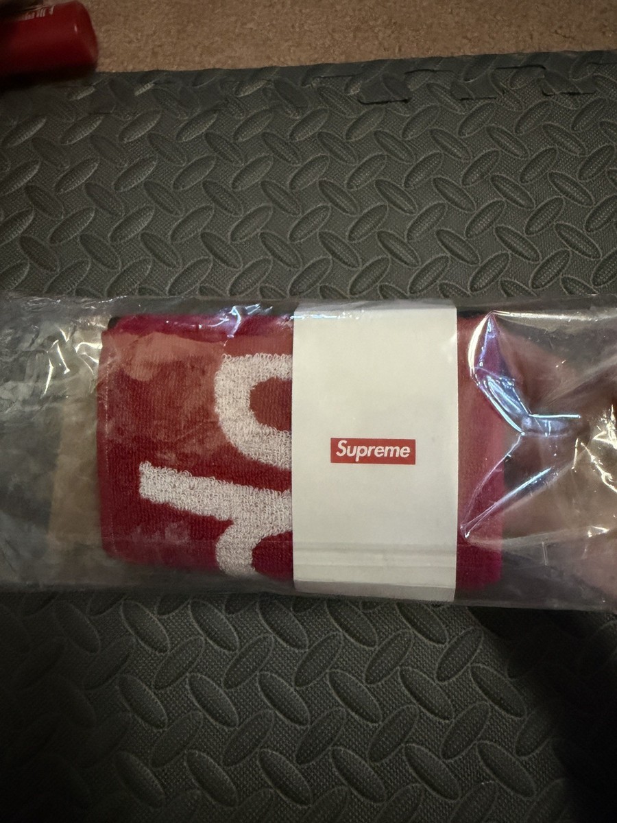 Supreme® Imabari Pocket Folding Towels (Set of 2) (SS23) Red Black