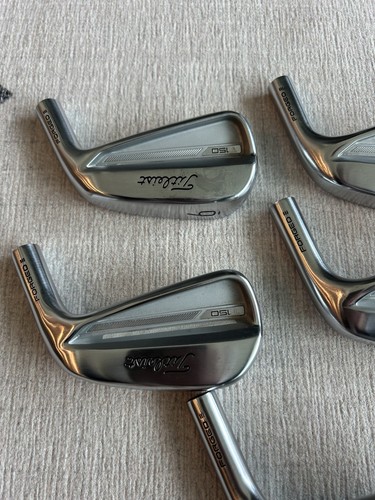 Set De Fers Titleist T150 2025 6-PW - Flex Stiff AMT Silver Steel, Droitier, état 8.5/10, Occasion