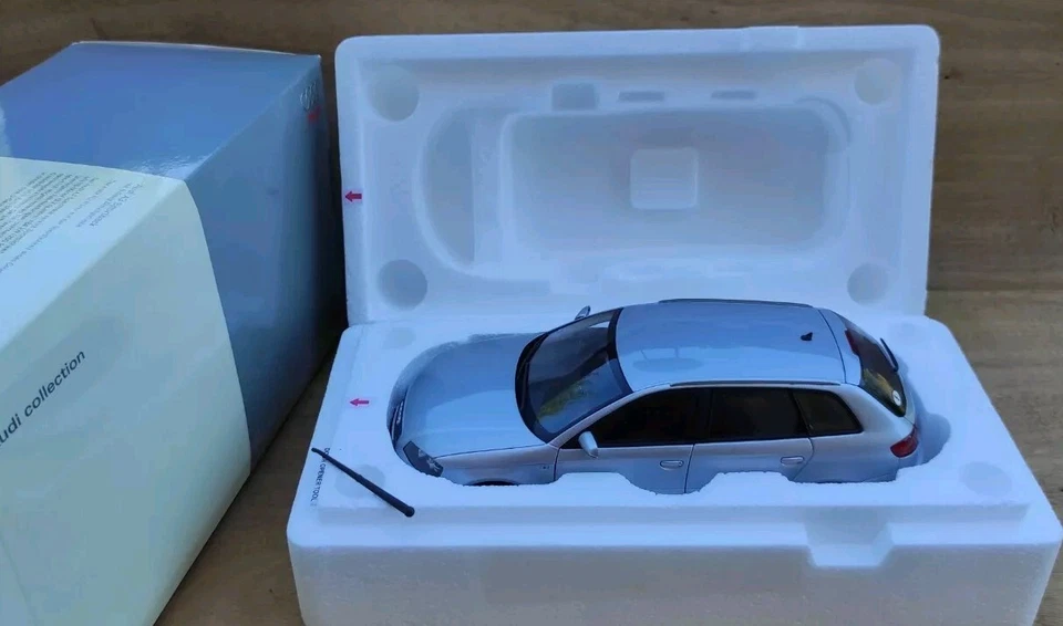 1/18 Kyosho Audi A3 Sportback V6 3.2 Quattro 8PA 2004 12 Miniature Collection  - Photo 2/4