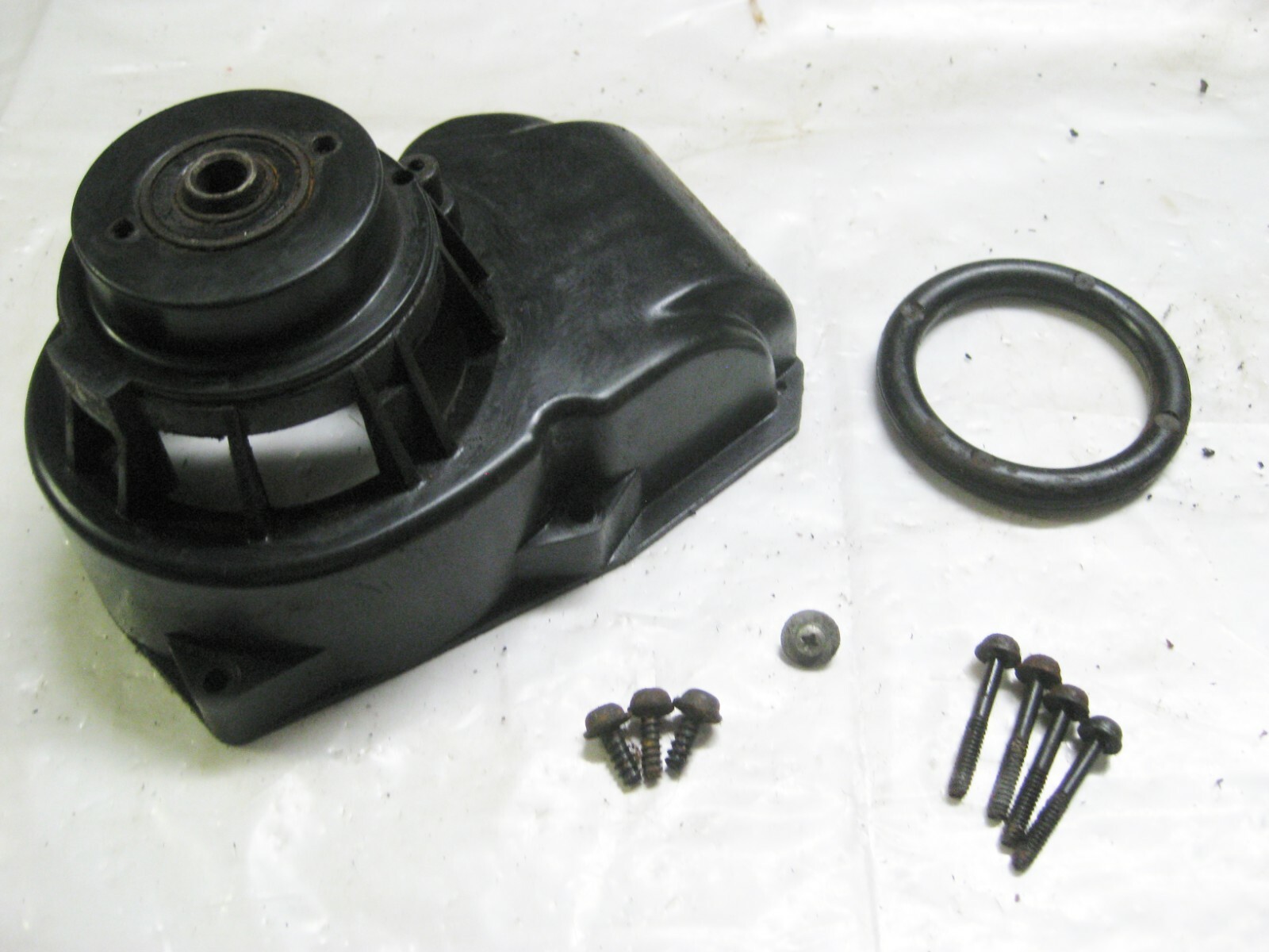 Weed Eater Blower GBI22 Blower Fan Housing Part 530069714 