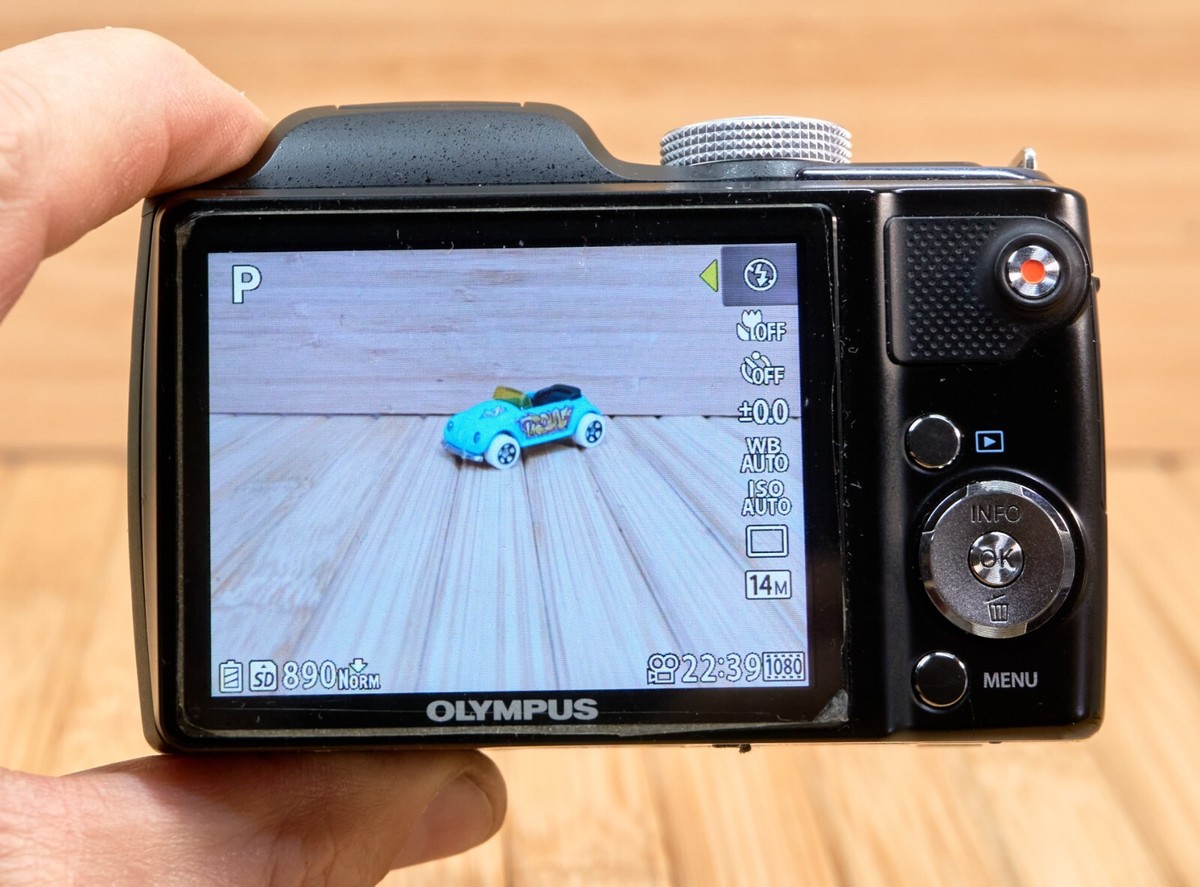Olympus SP-720UZ 14MP Digital Camera, 26x Optical Zoom, Full Olympus SP-720UZ 14MP Digital Camera, 26x Optical Zoom, Full