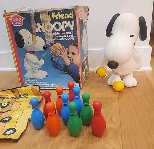 VTG My Friend Snoopy Bowling COMPLETE 2 balls, 10 pins, box Romper Room Peanuts