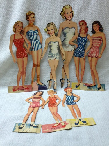 Vintage 1962 Mattel Traveling Barbie and Ken Dress up Paper Dolls + More - Picture 5 of 15