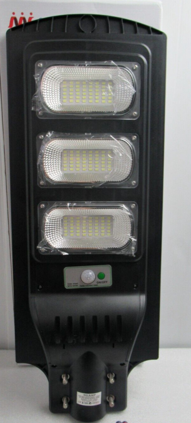 Luminaire urbain LED solaire 90W haute luminosité IP65 pour économie d'énergie