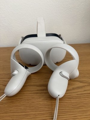 Meta Oculus Quest 2 128GB Standalone VR Headset White W/ Controllers Used Works