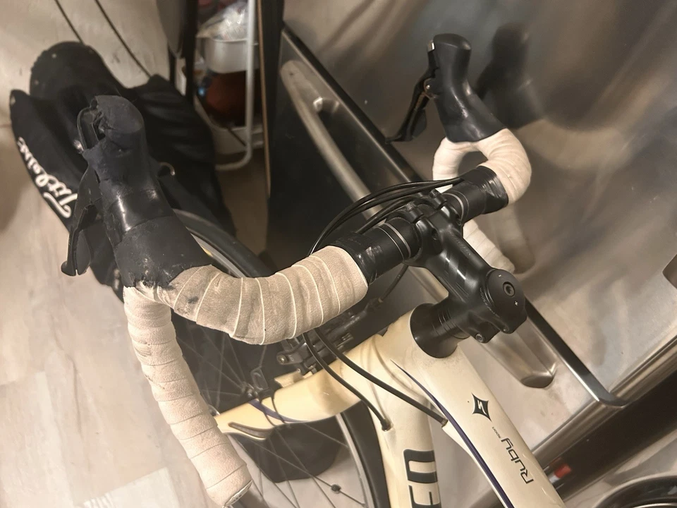 Б/у Specialized Ruby Comp Di2, Женский Дорожный Велосипед из Углеродного волокна - 2016, 54 см - Изображение 3 из 4