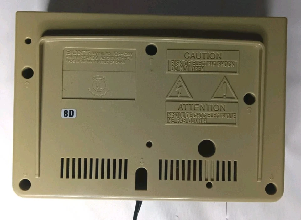 Винтажный Sony Dream Machine ICF-C2W AM/FM будильник радио желтовато-коричневый проверен/работает - Изображение 4 из 4