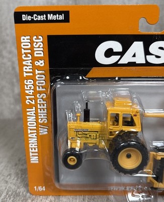 1/64 Ertl International 21456 Tractor W/ Sheeps Foot & Disc Farm
