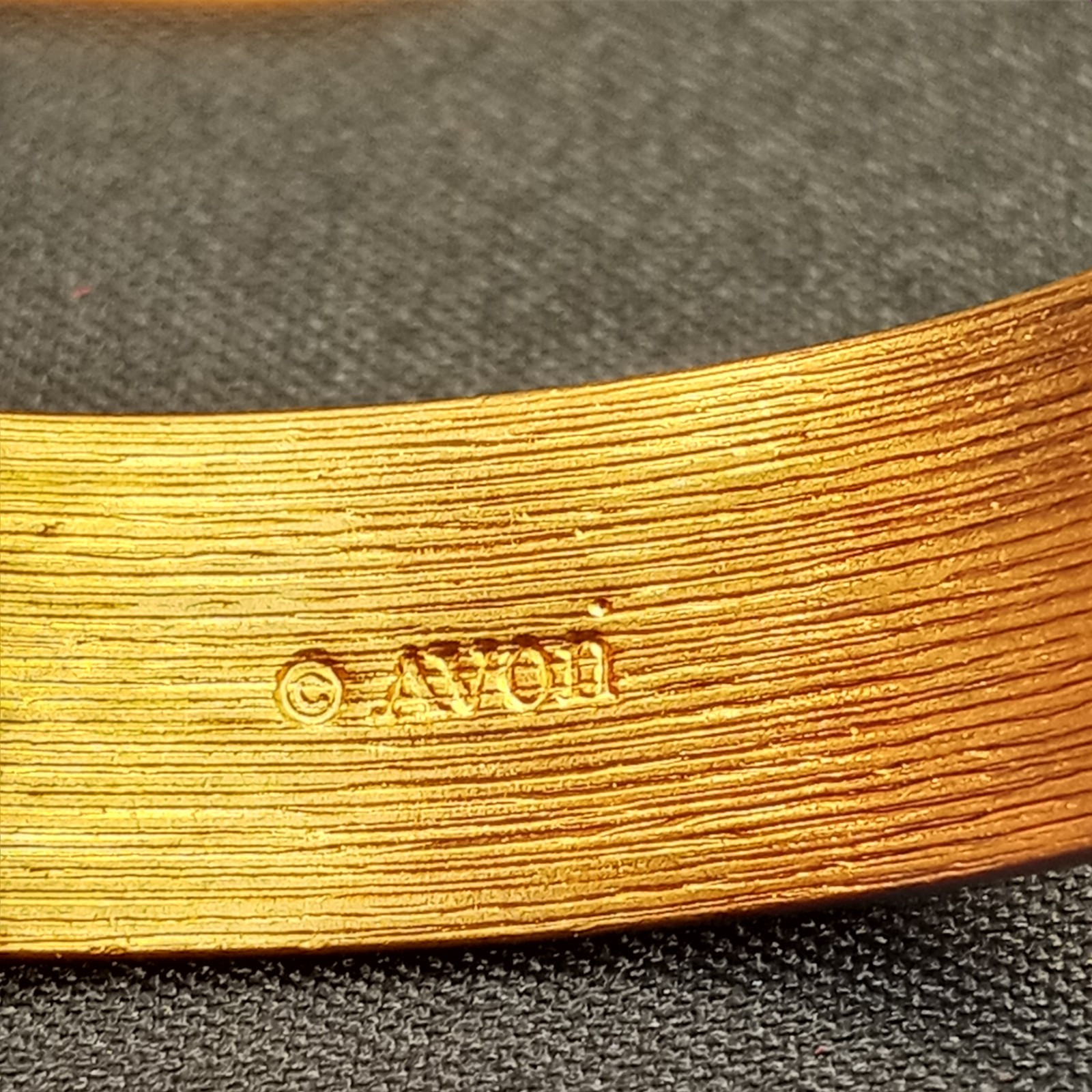 Vintage Estate Avon Solid Copper Cuff Bracelet Mo… - image 8