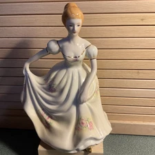 Vintage Southern Bell Porcelain Dancing Lady