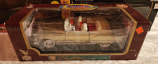 Road Legends 1:18 Die Cast Metal Collection 1949 Cadillac Coupe deVille