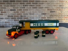 1975 Hess Truck tractor trailer with Barrels. All Lights Work no box