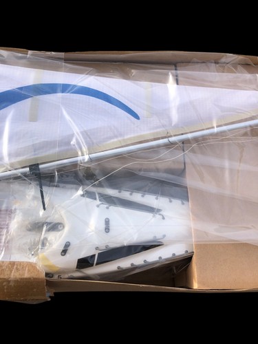 AQUACRAFT PARADISE RC SAILBOAT SAIL BOAT NEW OLD STOCK OPEN BOX - Picture 4 of 17
