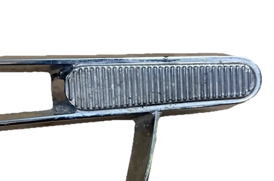 Volante anillo cuerno cromado original GM Chevy Corvair 1960-61 OEM 1 Foto 3 de 4