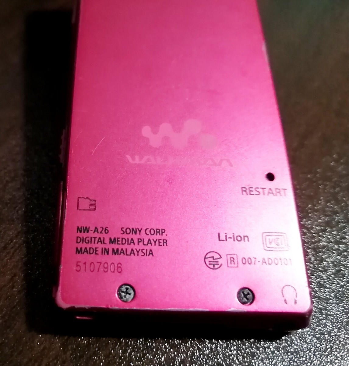 Sony Walkman with High-Resolution Audio NW-A26 Pink 32GB A Sony Walkman with High-Resolution Audio NW-A26 Pink 32GB A