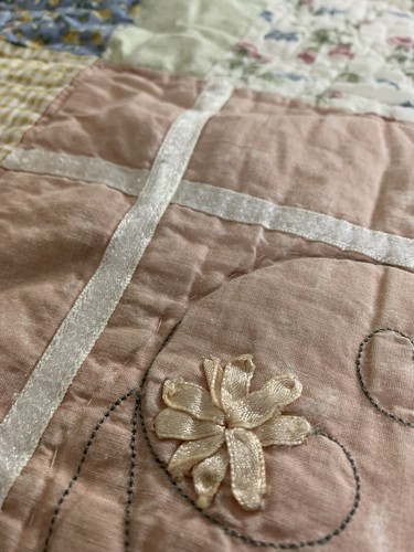 Handmade “Summer Garden”63”x53” Patchy Satin Flowers Block Wall Quilt Bed Decor - Picture 19 of 23