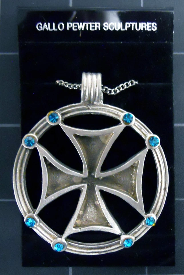 Cruz de Hierro GALLO PELTRE Colgante Nuevo Antiguo 2002 Collar Maltés Cristales Azules Foto 2 de 4
