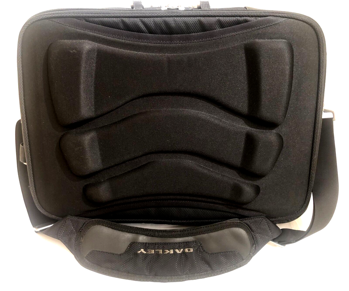 OAKLEY 多機能ブリーフケース sink collection バッグ OAKLEY HOME OFFICE BRIEFCASE Sink Collection Tactical
