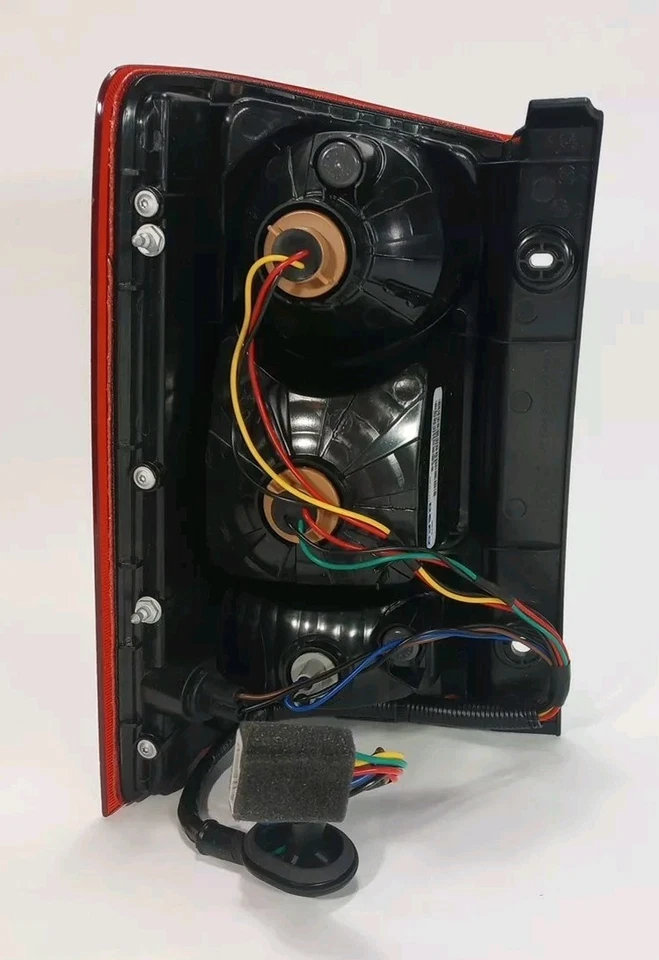 Conjunto de luz trasera pasajero derecho Honda Pilot 09-15  Foto 3 de 4