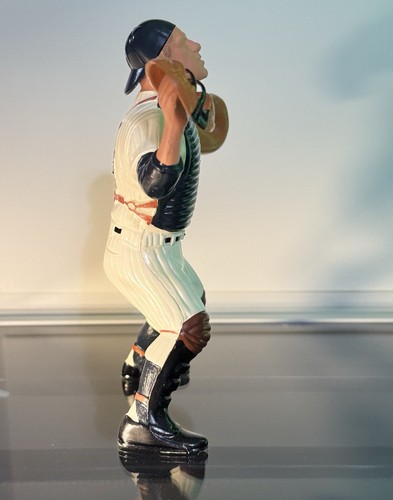 Yogi Berra Vintage 1988 Hartland Statue-Yankees Baseball 25th Anniversary - Picture 5 of 11