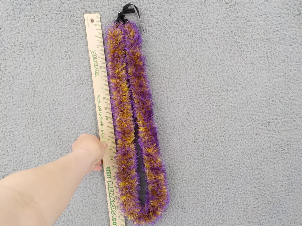 LEI ПУШИСТЫЙ ФИОЛЕТОВЫЙ ЗОЛОТОЙ с ЧЕРНОЙ ЛЕНТОЙ И ЧЕРНЫМИ ОРЕХАМИ KUKUI ОДИН РАЗМЕР ПОДХОДИТ БОЛЬШИНСТВУ НОВЫЙ БЕЗ ЦЕННИКОВ - Изображение 2 из 4