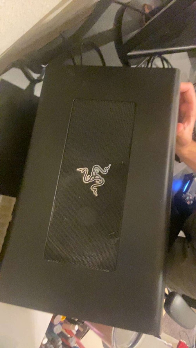 Razer - 【動作品】 Razer Core X RC21-0131 At a Glance: Razer Core X Chroma | RC21-01430