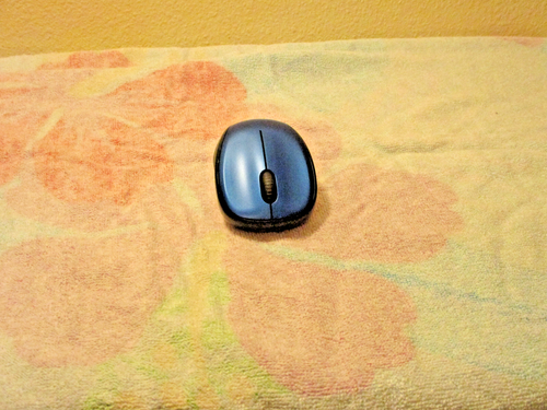 ***AUTHENTIQUE SOURIS OPTIQUE SANS FIL LOGITECH AVEC RÉCEPTEUR USB UNIFICATEUR (M317)*** - Photo 6/8