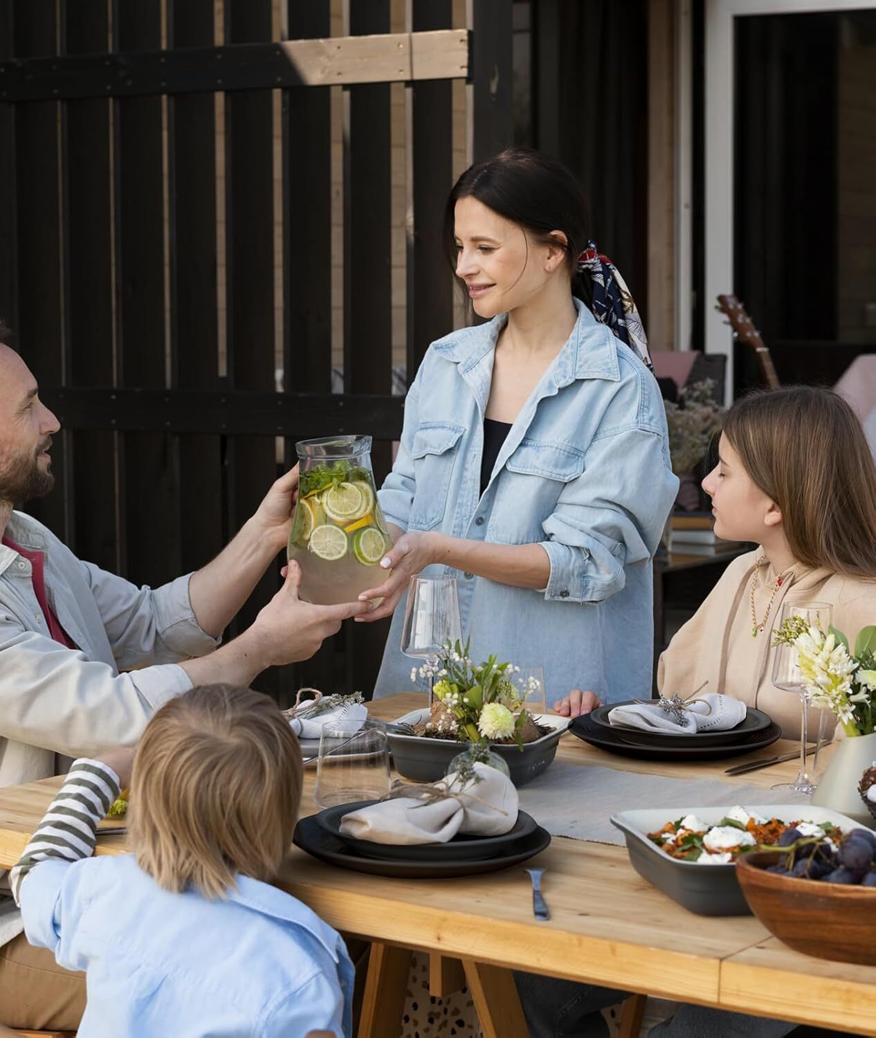 Black 24 Pcs Plates and Bowls, Wheat Straw Dinnerware Sets, Plastic Dish Set