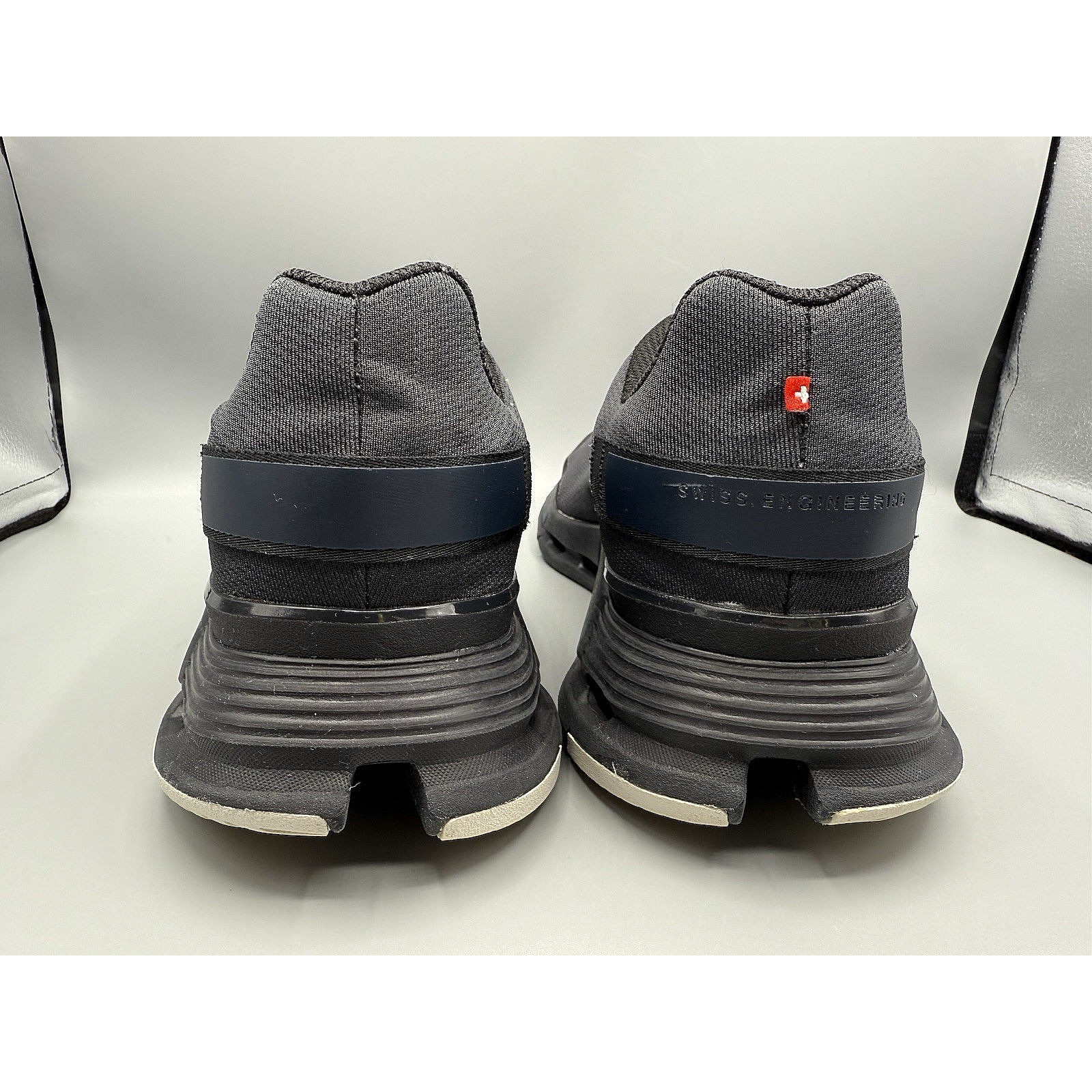 ON CLOUD CLOUDNOVA CLOUDTEC Form Running Athletic… - image 9