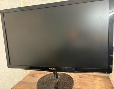 Philips 247E6L Monitor 24 Zoll Schwarz VGA DVI HDMI Modell 247E6L 247E6LDAD/00