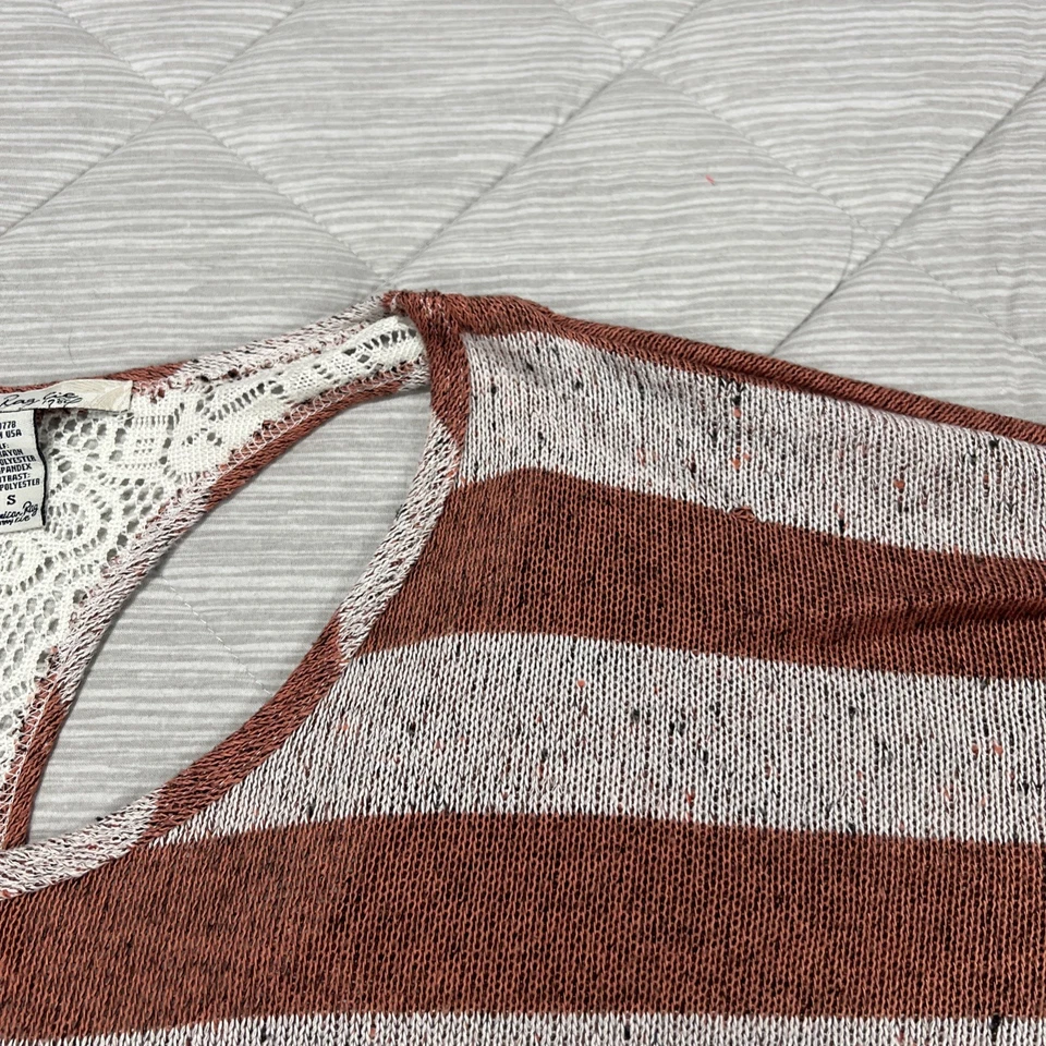 American Rag Knit Top Shirt Womens Small Lace Accent Stretch Hippie Festival USA - Image 4 of 4