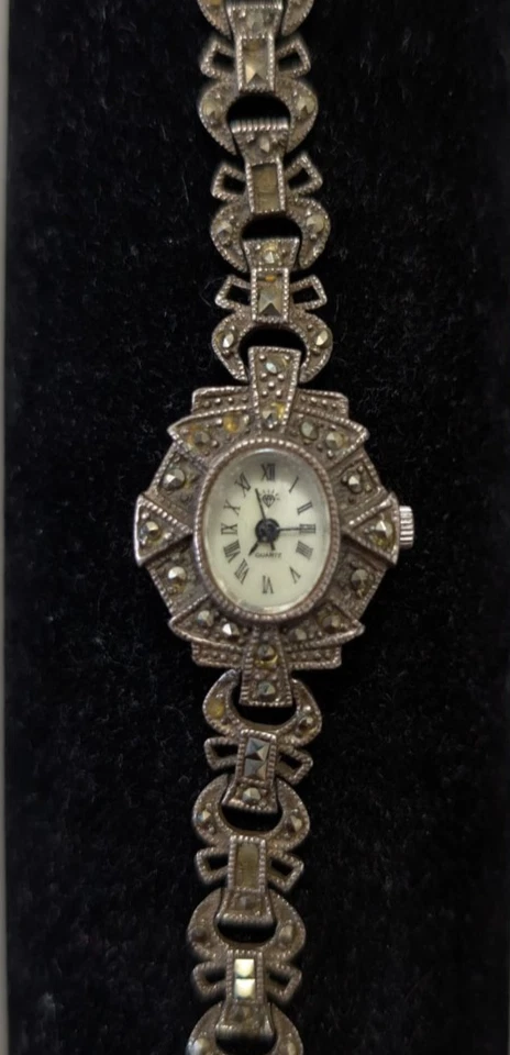 Art Deco Damenuhr aus 925er Silber mit Markasit-Besatz Quartz Vintage Japan - Bild 1 von 4