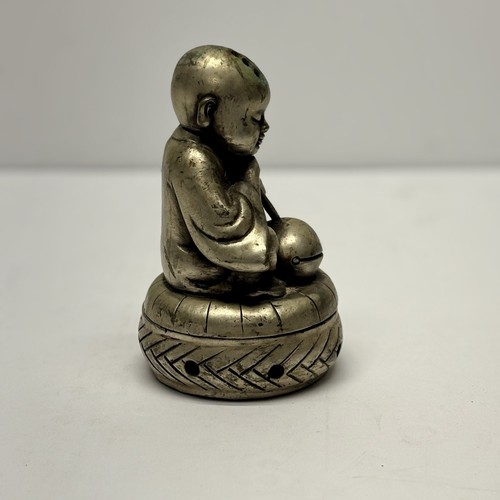 RARE VTG Tibet Statue Young Buddhist Monk Silver Plated Sculpture Dà Míng Dé Zhì - Picture 4 of 8
