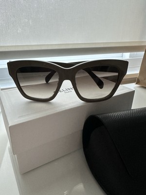 Celine Triomphe Brown Butterfly Ladies Sunglasses CL40 NWB Celine Triomphe Brown Butterfly Ladies Sunglasses CL40 NWB  main image 4