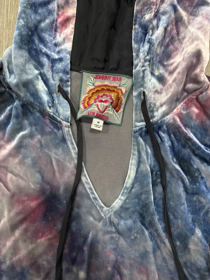 Johnny Was Women's Velvet Hooded Sweatshirt SIZE MEDIUM - Image 2 of 2