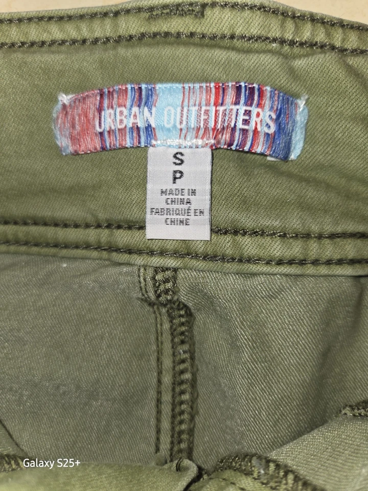 Minifalda Urban Outfitters Talla Pequeña Cinturón Utilidad Carga Estilo Y2K Foto 4 de 4