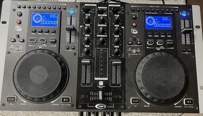 Gemini CDM 3700G Dual CD Karaoke Mixing Console W/ Case