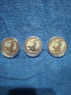 3 x 1 oz brittania Feinsilber als Set.