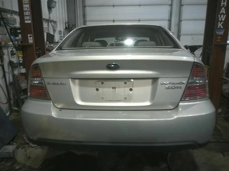 Base de piso delantero de consola limitada para 05 LEGACY 102158 Foto 4 de 4