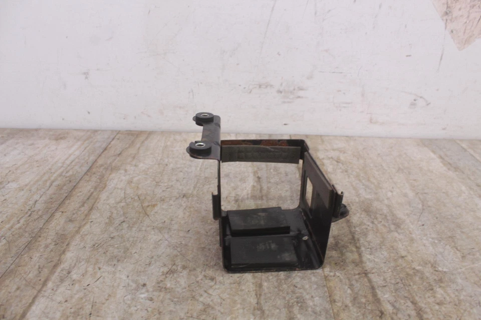 Suzuki GS450L 1980 caja/soporte de batería Foto 3 de 4