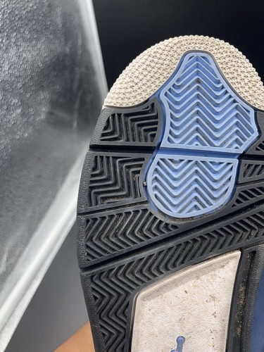 Talla 8.5 - Jordan 4 Retro Mid University Azul - Imagen 13 de 14